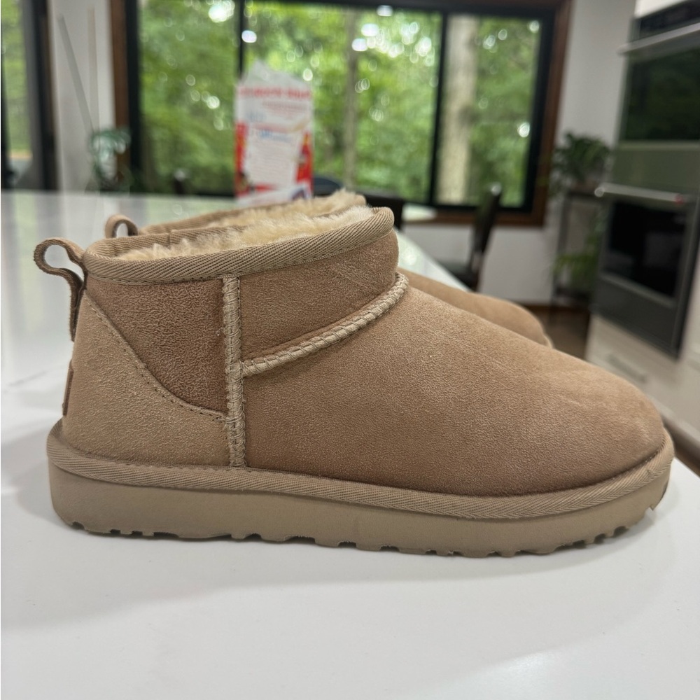 UGG Classic Ultra Mini